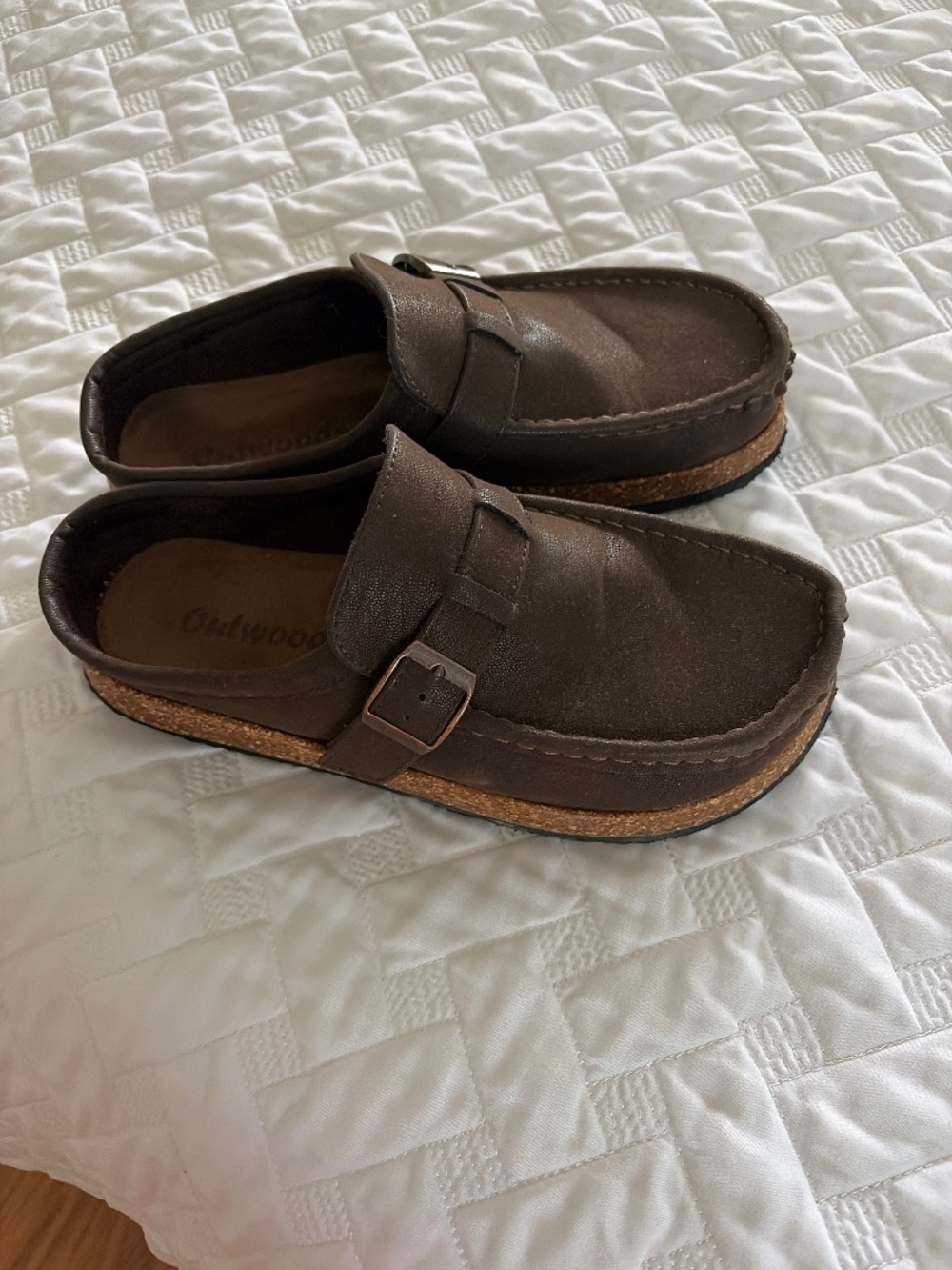 Boutique slip ons